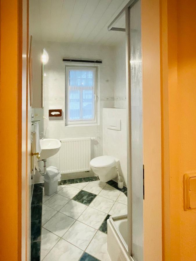 Gaststaette & Pension Waldschloesschen Oberhof  Exterior photo