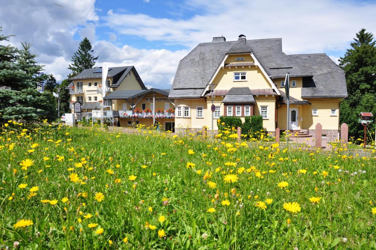 Gaststaette & Pension Waldschloesschen Oberhof  Exterior photo